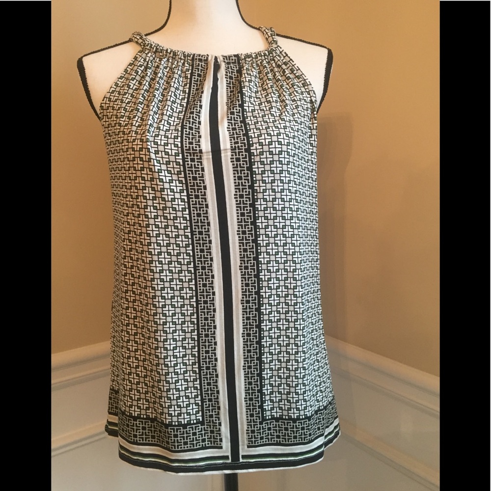 NWT Sleeveless Small Green and Black Geo Printed Top Versatile Neckline